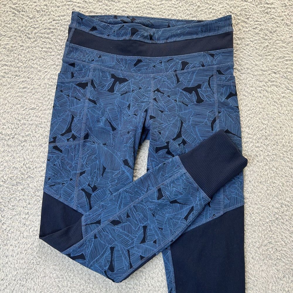 Athleta Leggings Womens Small Blue Tropical Excursion Tight Athletic Yoga Pocket